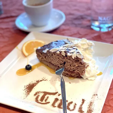 Hotel Almi's Obernberg am Brenner